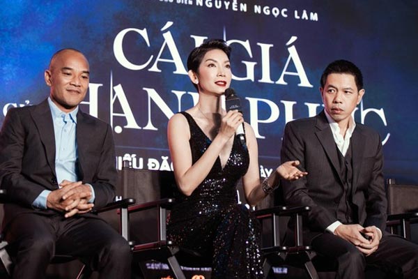 Thúy Nga tự cầm dao mổ sống cho Lý Hải ở khách sạn, một ca sĩ nổi tiếng làm nhiệm vụ bịt mồm-3