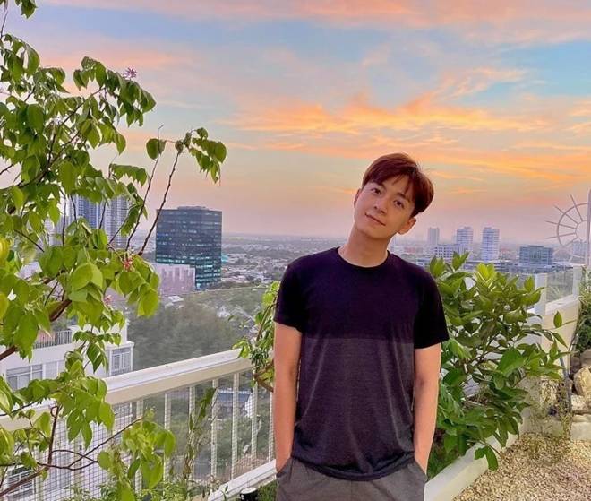 Khu vườn trên cao tại penthouse 22 tỷ của Ngô Kiến Huy xanh mướt, trồng đủ thứ ăn được-12