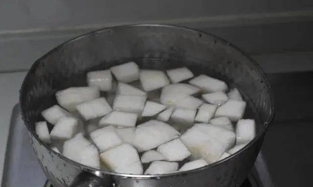 Đừng ăn sống củ mã thầy nữa, đem nấu thế này vừa đơn giản lại tốt cho sức khỏe-3