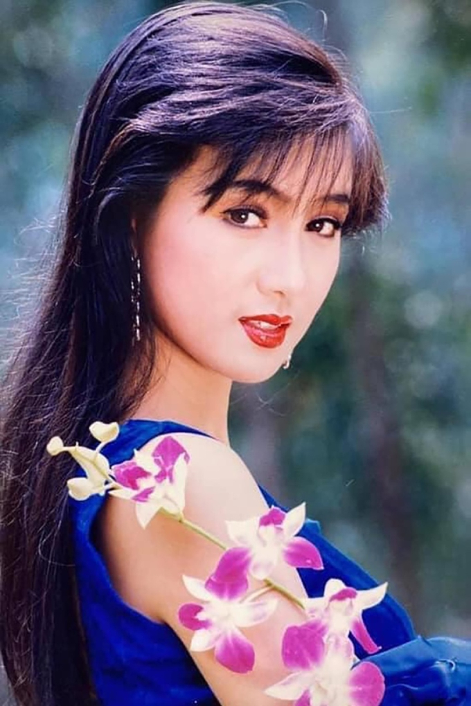 Hóa ra nữ hoàng ảnh lịch đình đám có cậu con trai cực phẩm: Cao 1m80, học giỏi và chơi thể thao cũng đỉnh nốt-1