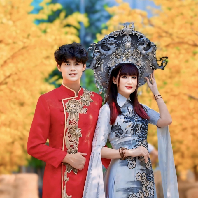 Hóa ra nữ hoàng ảnh lịch đình đám có cậu con trai cực phẩm: Cao 1m80, học giỏi và chơi thể thao cũng đỉnh nốt-8