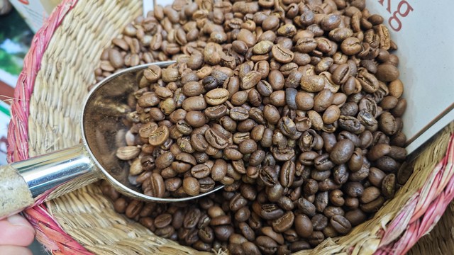 Giá cà phê lại gây bất ngờ sau khi liên tục tăng nóng-1