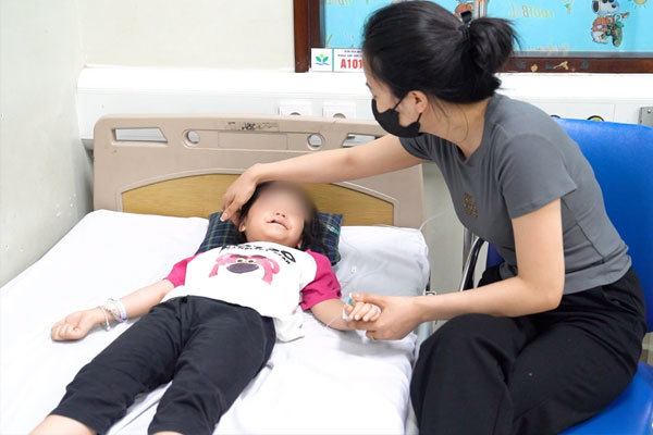 Vụ 2 học sinh bị cho thôi học dù âm tính ma túy: Hiệu trưởng nói sẽ rút kinh nghiệm-3