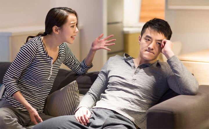 Em trai ăn bám bị vợ đuổi thẳng cổ, tôi bị mẹ mắng vì không bênh em-1