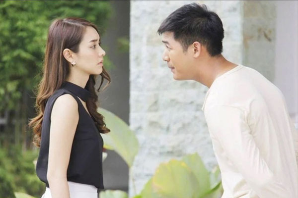 Khoe vợ đã đồng ý ly hôn, tôi bị nhân tình trẻ dội cho gáo nước lạnh-1