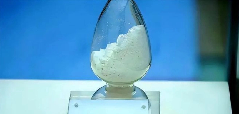 Phát hiện hơn 2 nghìn tỷ đồng tiền mặt dưới gầm giường của cặp vợ chồng hộ nghèo, cả làng kéo tới xem: Cảnh sát ập tới phanh phui đường dây tội phạm bao gồm cả dòng họ-3