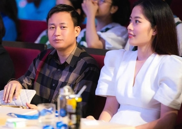 Bị netizen yêu cầu ngừng nhận quà từ fans, Nam Em và bạn trai đáp trả: Đừng dạy người giàu cách tiêu tiền-2