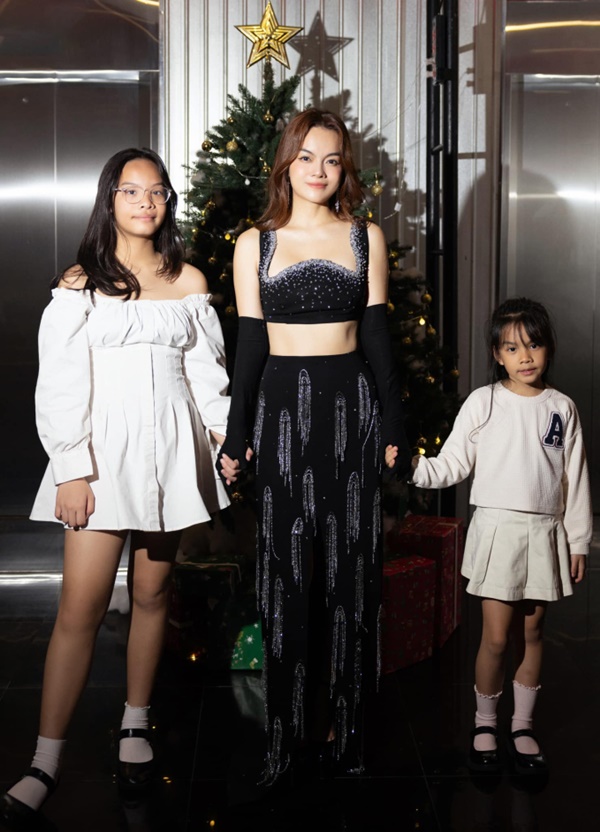 Con gái 12 tuổi cao 1m64 của Phạm Quỳnh Anh: Chân dài dáng chuẩn, nhảy múa gợi nhắc H.A.T-7