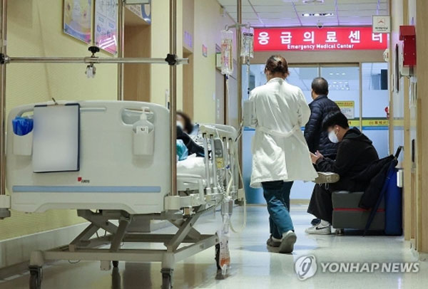 Khủng hoảng y tế Hàn Quốc: Bé gái 33 tháng tuổi rơi xuống mương, tử vong vì 9 bệnh viện đều từ chối cấp cứu-2