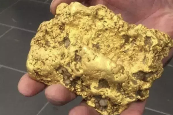 Bùng phát ổ dịch COVID-19 trong nhà tù ở Thái Lan-2