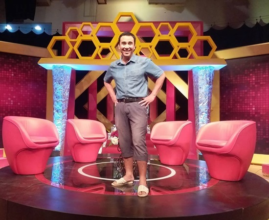 Đôi dép tổ ong huyền thoại và sự thật gây xúc động về Quyền Linh-3