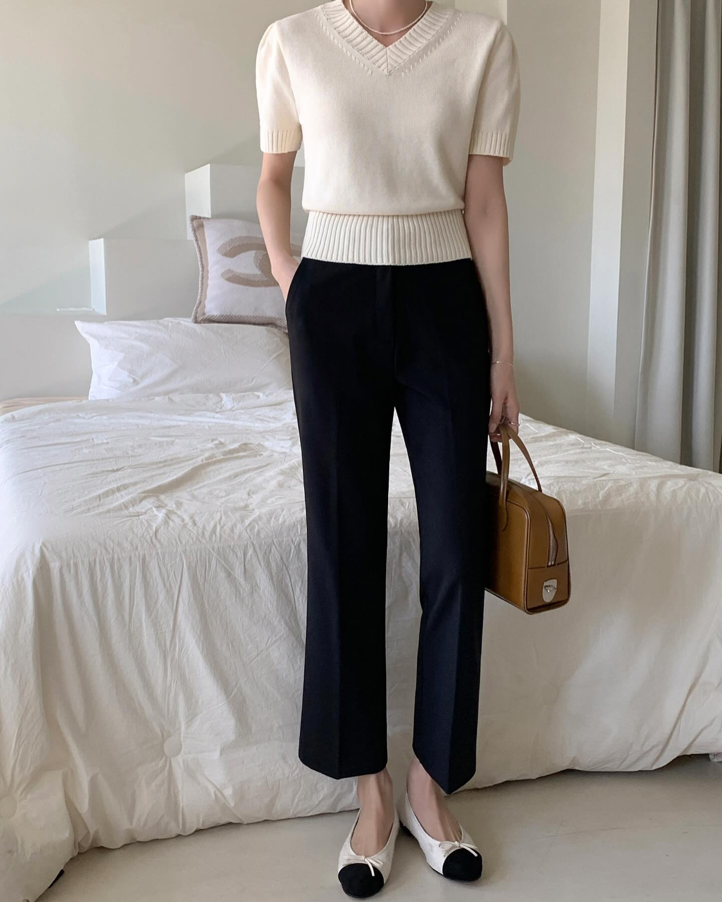 4 kiểu quần nên mặc khi đi giày bệt để chân thon dài, dáng cao hơn-4