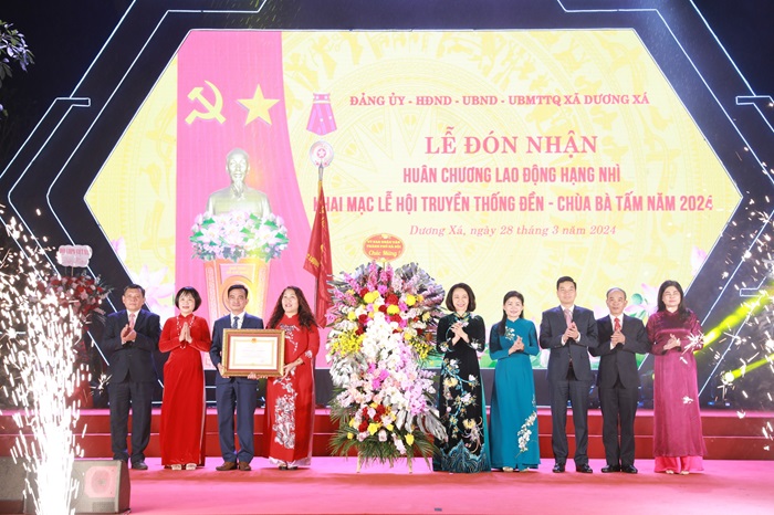 Xã Dương Xá (huyện Gia Lâm) vinh dự đón nhận Huân chương Lao động hạng Nhì-6