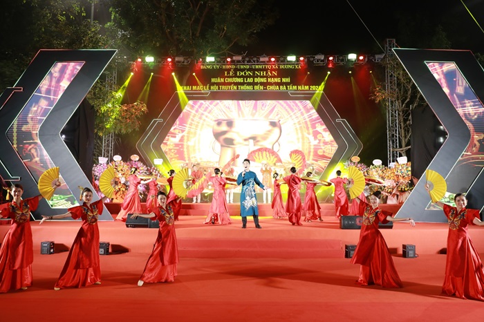 Xã Dương Xá (huyện Gia Lâm) vinh dự đón nhận Huân chương Lao động hạng Nhì-3