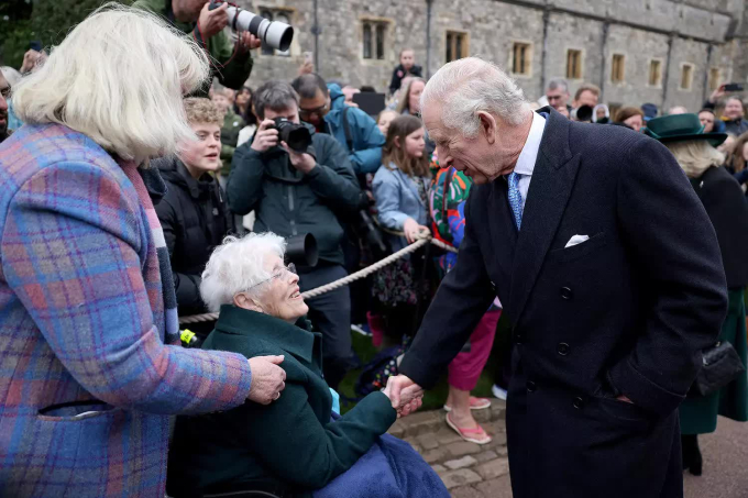 Hoàng gia Anh dự Lễ phục sinh vắng bóng Kate và William, trạng thái của Vua Charles sau hơn 1 tháng chữa trị ung thư được hé lộ-2