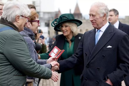 Hoàng gia Anh dự Lễ phục sinh vắng bóng Kate và William, trạng thái của Vua Charles sau hơn 1 tháng chữa trị ung thư được hé lộ