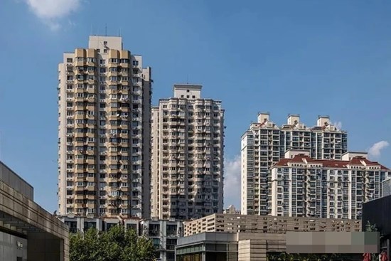 Mua chung cư tầng 31 vì lời quảng cáo