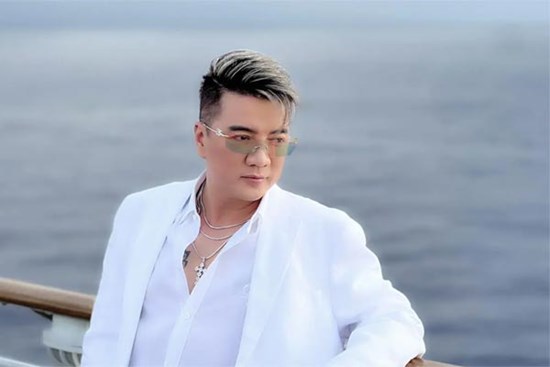 Đàm Vĩnh Hưng bất ngờ đăng đàn tiết lộ lý do sẽ không yêu, không kết hôn