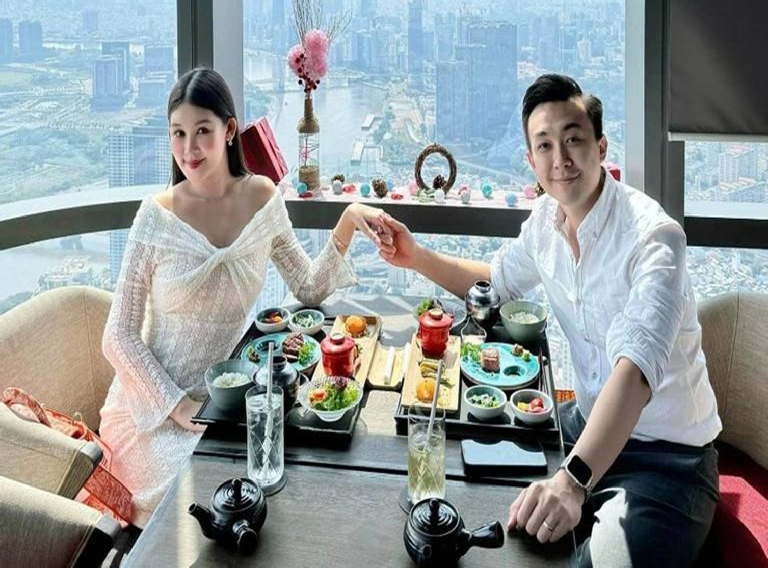 Từng bị tẩy chay, bị đòi tước vương miện, Ngân Anh giờ hạnh phúc, sinh nhật tuổi 29 được chồng MC tặng luôn nhà mới-3