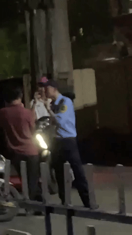 Duy Mạnh được ái nữ cựu chủ tịch CLB Sài Gòn đi xe máy đến đón sau trận, sở hữu tài sản bạc tỉ mà vẫn giản dị thế này-7