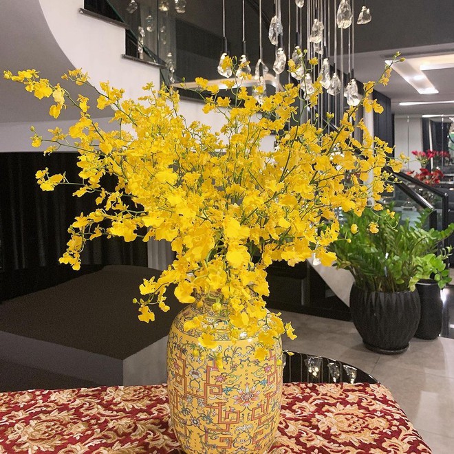 Bên trong tổ ấm của Hoàng Thùy Linh và Đen Vâu ở TP.HCM: Penthouse rộng đi mỏi chân, đàng gái chứng minh đảm đang qua 1 chi tiết-10