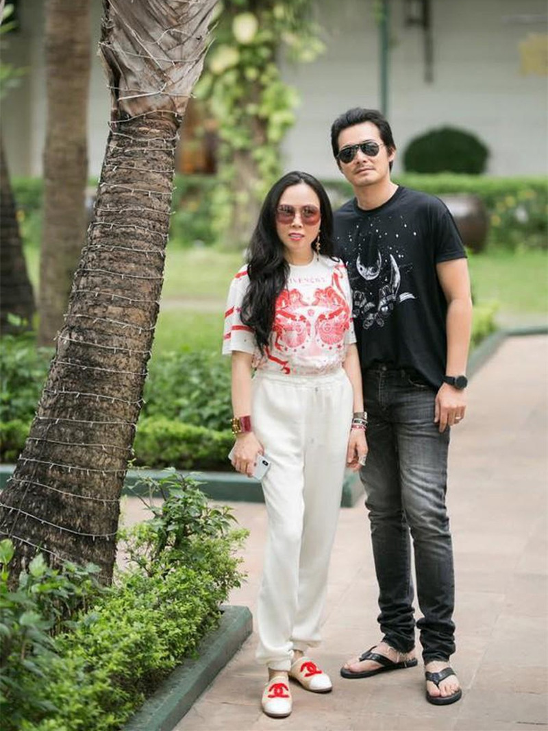 Cuộc sống của nam thần Việt sau khi tuyên bố vỡ nợ, ly hôn vợ 2 là đại gia nổi tiếng hơn 9 tuổi-5