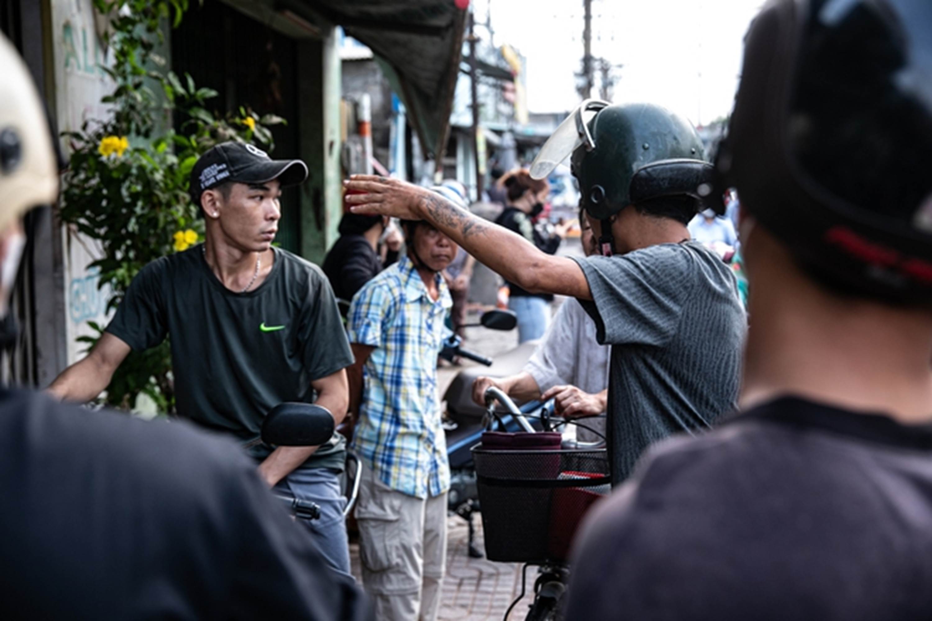 Cảnh hoang tàn sau vụ cháy dãy nhà ở quận 8-3