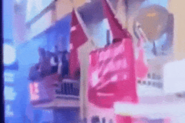 Cuộc sống hiện tại của cậu bé may mắn sống sót sau lần bị đẩy ngã từ tầng 10-3