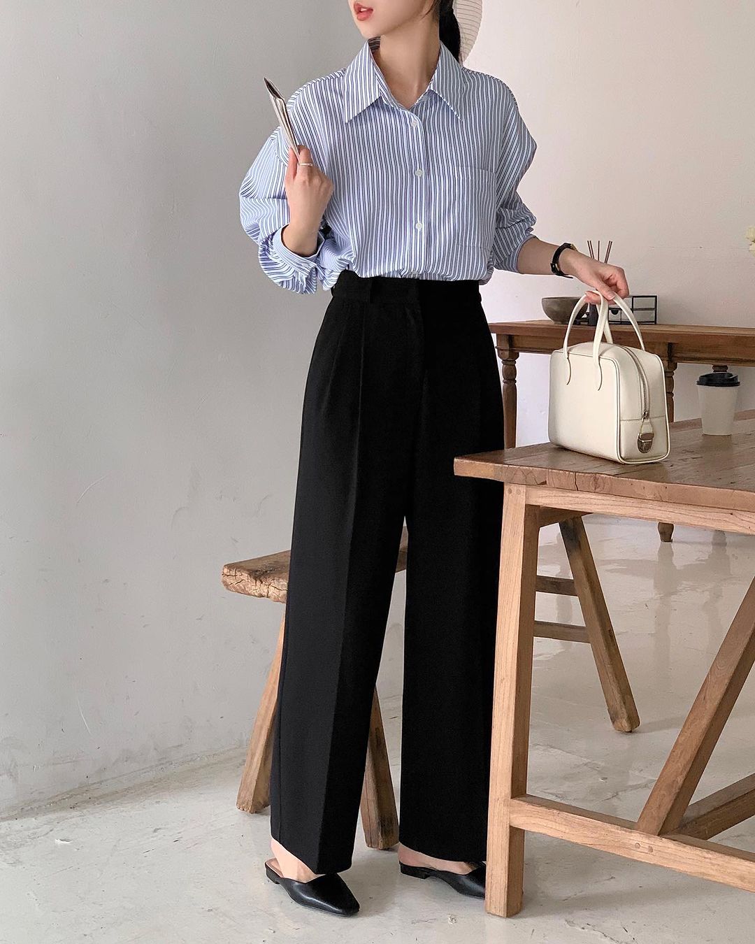 5 công thức diện áo sơ mi thanh lịch cho nàng công sở U40-2