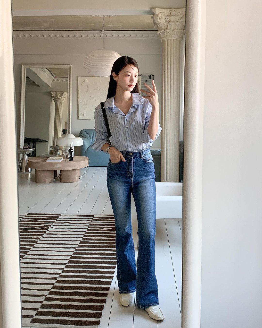 5 công thức diện áo sơ mi thanh lịch cho nàng công sở U40-4