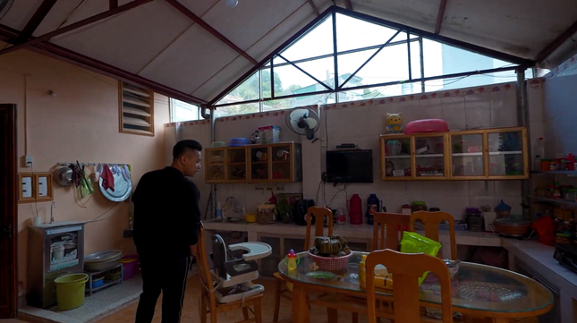 Thu nhập tính bằng nhịp thở: Độ Mixi sở hữu biệt thự 7 tầng giá triệu đô, thêm cơ ngơi ở Cao Bằng hoành tráng không kém-22