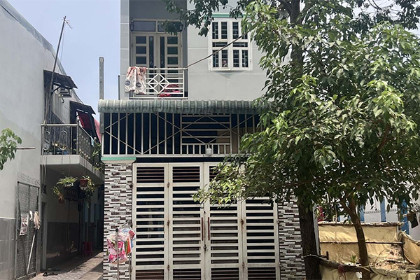 Cô gái quê Quảng Ngãi bị siết cổ chết tại phòng trọ ở Long An-2