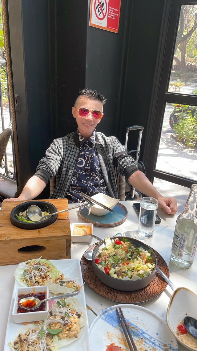 Ngoại hình gây lo lắng hiện tại của Kasim Hoàng Vũ: Sụt 15kg, bị biến dạng gương mặt vì 1 căn bệnh-6