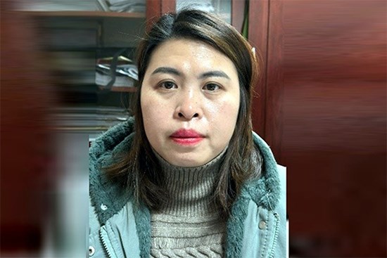 Sập bẫy liên hoàn 100 lần của ‘nữ quái’, người đàn ông ở Hà Nội mất gần 10 tỷ