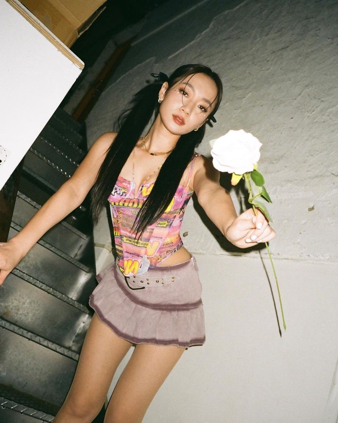 Chân dung nam diễn viên bị bắt quả tang ngoại tình ở công viên-16