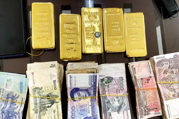 Cháy căn hộ chung cư, hàng ngàn người tháo chạy trong đêm-4