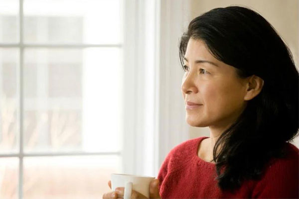 Người phụ nữ U60 cô đơn, tìm thấy 1 nửa định mệnh qua app hẹn hò, rút ruột 27 tỷ đồng cùng đầu tư-1