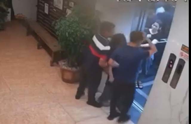 Nữ nhân viên quán cà phê bị sàm sỡ, hành hung nhận 58 triệu tiền bồi thường-1