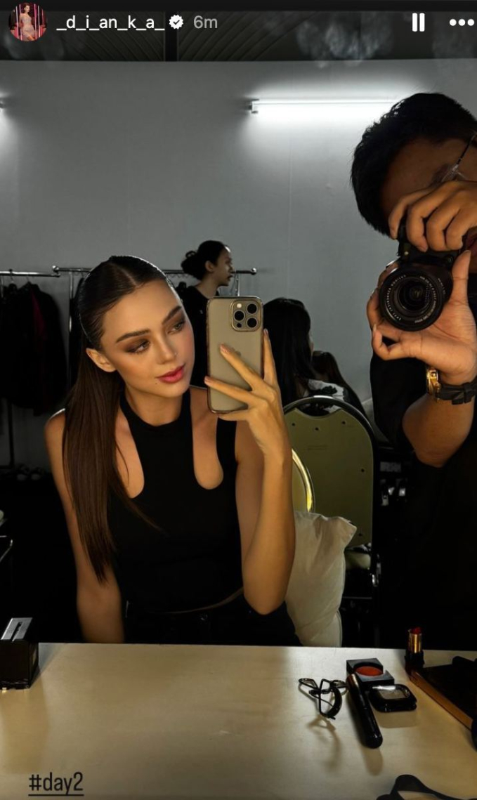 Vợ Tây của Bùi Tiến Dũng lộ mắt thâm quầng, đưa con trai đến sân bay hội ngộ với chồng chỉ vỏn vẹn một tiếng rồi lại xa nhau-7