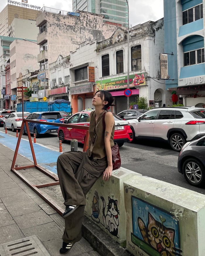 8 outfit đi làm vừa mát vừa dễ giúp bạn thành ngôi sao thời trang chốn công sở-3