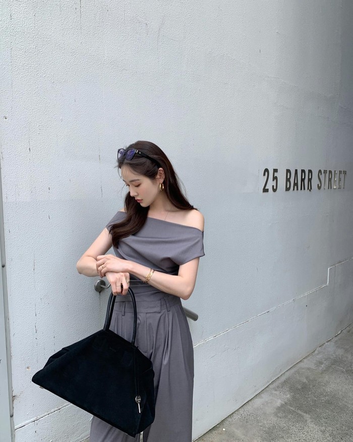 8 outfit đi làm vừa mát vừa dễ giúp bạn thành ngôi sao thời trang chốn công sở-4