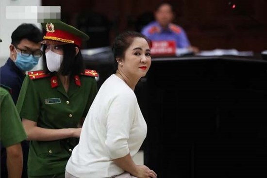 Bị cáo Nguyễn Phương Hằng: Sai lầm lớn nhất là không biết Luật An ninh mạng