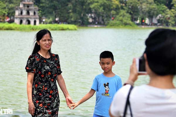 Bị lừa cài phần mềm dịch vụ công giả mạo, 2 người phụ nữ mất hơn 500 triệu-2