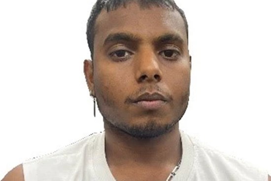 Người nước ngoài rời khỏi hiện trường sau khi tông chết người