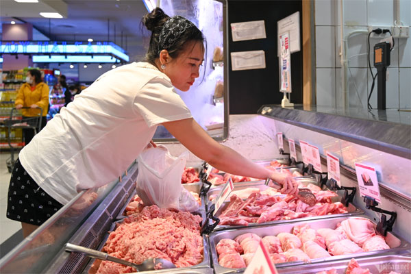 Thịt lợn nhập khẩu đổ về Việt Nam, giá chỉ 55.000 đồng/kg-1