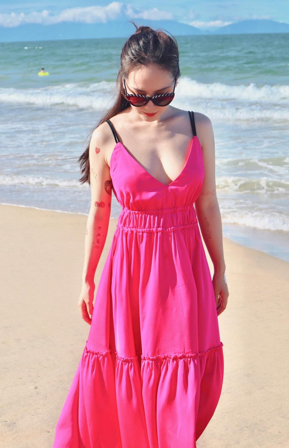 Ca sĩ Phương Linh ở tuổi 40: Trẻ trung, sành điệu không kém em gái Phương Ly nhờ 4 món thời trang-5