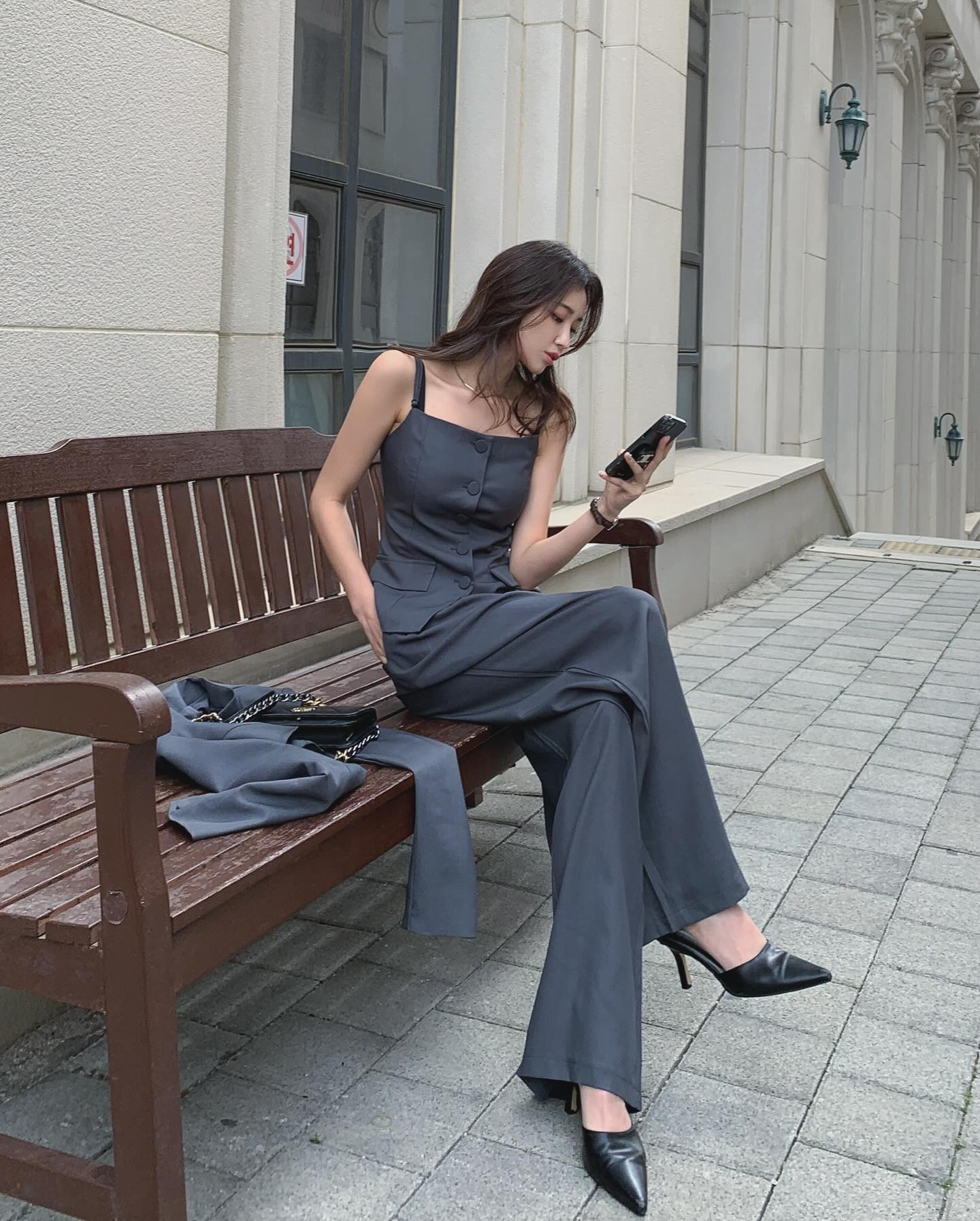 5 xu hướng quần âu hè 2024, chị em sắm ngay để phong cách công sở sành điệu hơn-3