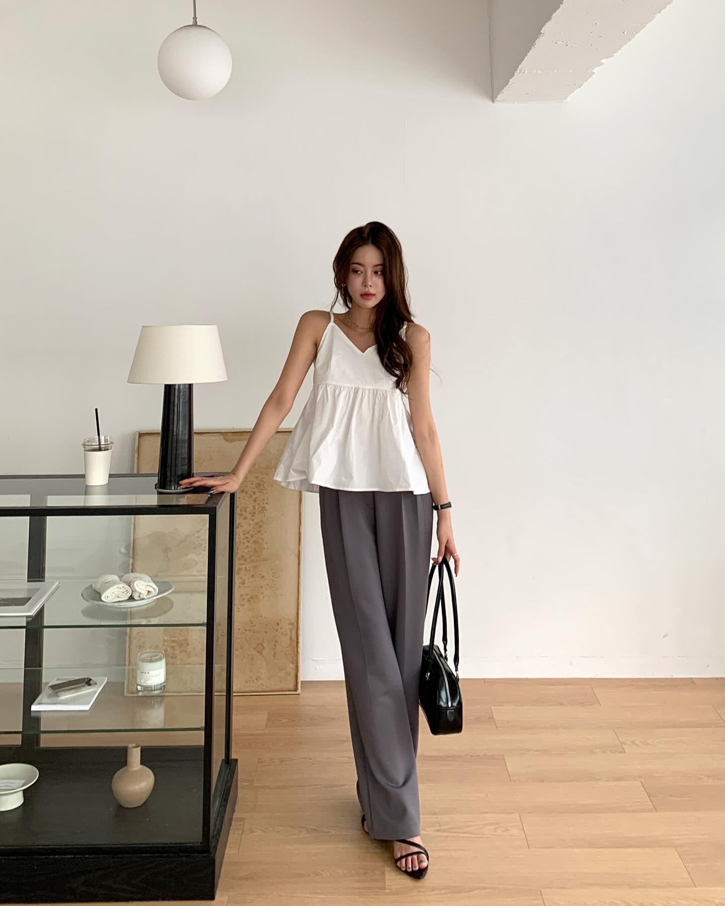 5 xu hướng quần âu hè 2024, chị em sắm ngay để phong cách công sở sành điệu hơn-4