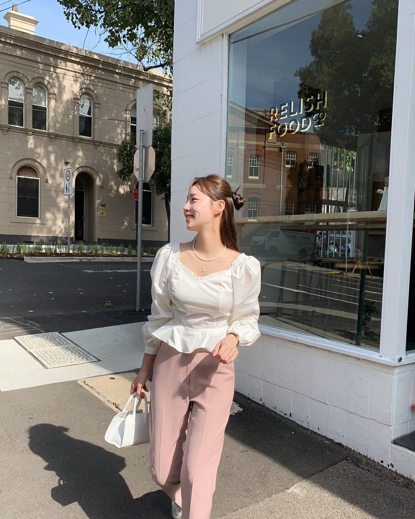 5 xu hướng quần âu hè 2024, chị em sắm ngay để phong cách công sở sành điệu hơn-8