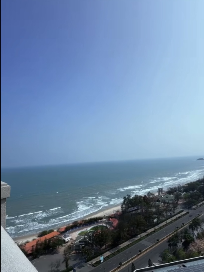 Minh Hằng tổ chức sinh nhật cho chồng: Bí mật đặt căn penthouse view cực đỉnh, còn công khai cảnh khoá môi-1